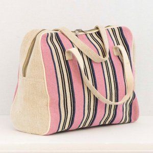 Bag with woven handle/zipper overnite traveler